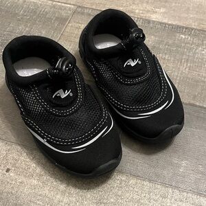 Athletic Works Black Kids Sneakers with Mesh